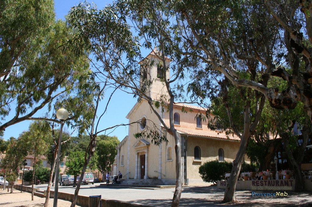 église à Porquerolles.